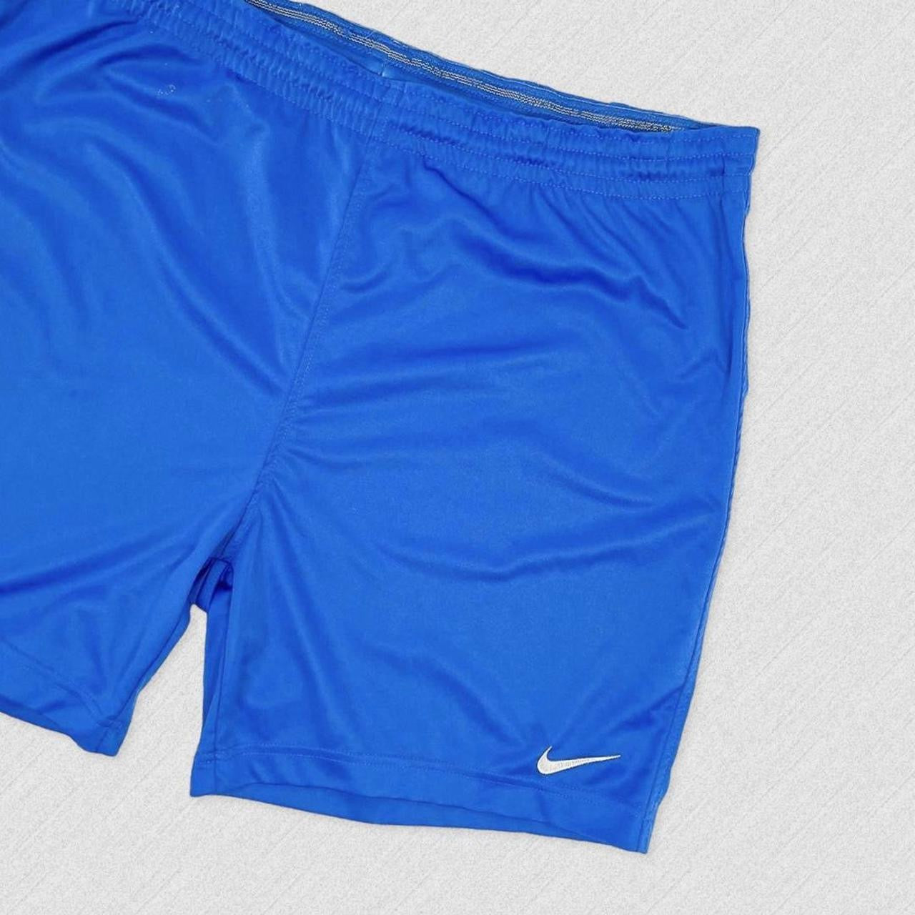 Vintage Nike Shorts - L
